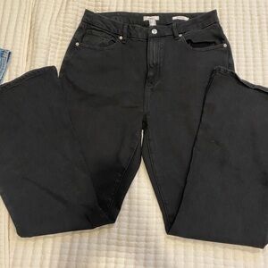 Forever 21 Black Straight Leg Jeans Classic Style